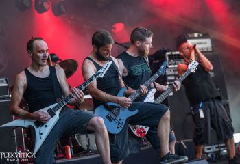 Constraint - Photo by Dänu