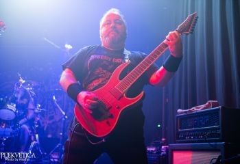 Cremation-photo by Michel Varrin