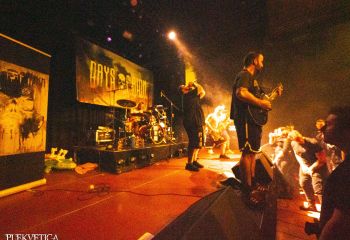 Days of Ruin-photo by Michel Varrin