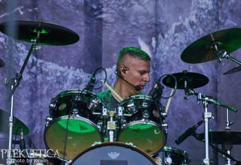 deep-sun-rock-the-lakes-a7405650