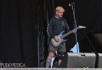 deez-nuts-rock-the-lakes-a7404899