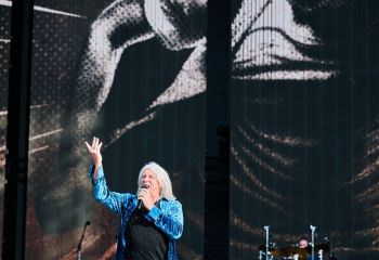 Def Leppard - Photo By Peti