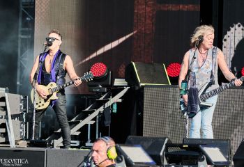 Def Leppard - Photo By Peti