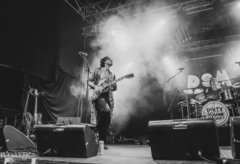 Dirty Sound Magnet - Photo by Roli