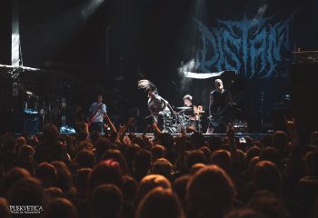 distant-26