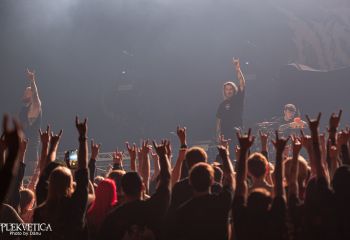 Distant - Photo by Dänu