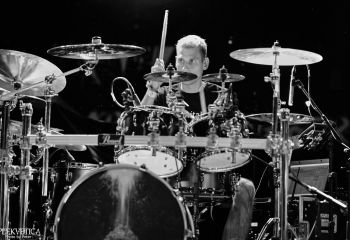 Expellow - Photo By Peti