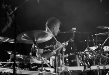 Expellow - Photo By Peti