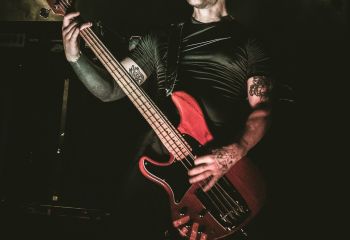 Fange - Photo by Melumnia Photography