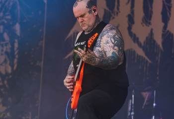 fit-for-an-autopsy-rock-the-lakes-a7405932