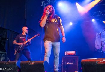 Hoeling Giant - Photo by Roli