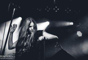 GGGOLDDD - Photo by Melumnia Photography