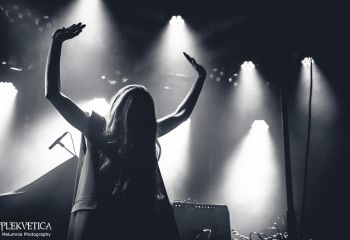 GGGOLDDD - Photo by Melumnia Photography