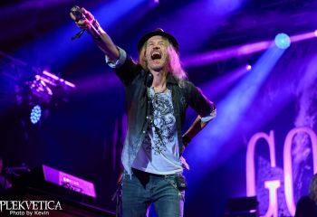 Gotthard - Photo by Kevin