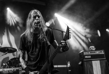 Grave- Photo by Dänu