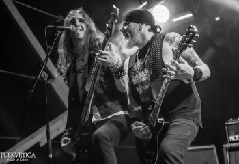 Grave- Photo by Dänu