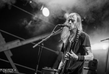 Grave- Photo by Dänu