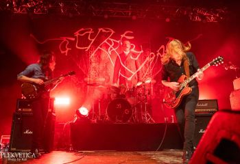 Graveyard - Photo by Roli