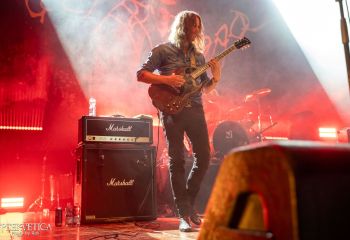 Graveyard - Photo by Roli