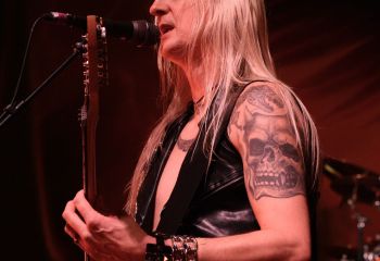 Hammerfall - Photo by Pat