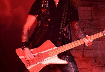 Hammerfall - Photo by Pat