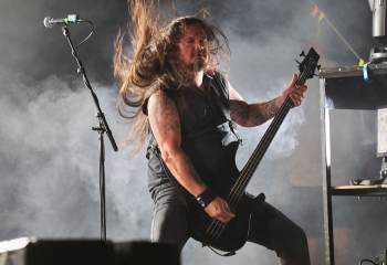 heaven-shall-burn-rock-the-lakes-a7405380