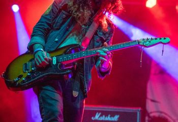 Heavy Temple - Photoby Roli