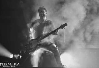 Kissin' Dynamite - Photo by Kevin