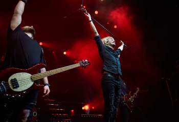 Kissin' Dynamite - Photo by Kevin