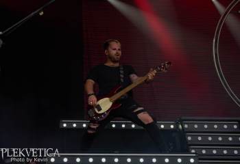 kissin-dynamite-rock-the-lakes-a7406600