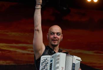 korpiklaani-rock-the-lakes-a7405096