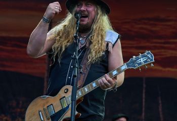korpiklaani-rock-the-lakes-a7405132