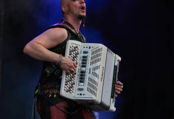 korpiklaani-rock-the-lakes-a7405181