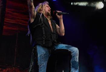 korpiklaani-rock-the-lakes-a7502258