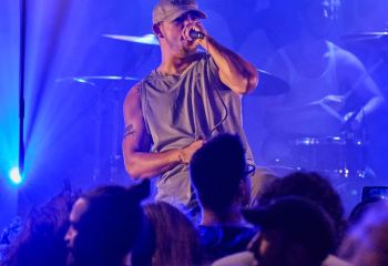 Kublai Khan TX - Photo By Peti