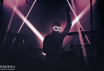 LOAD - Photo by Melumnia Photography