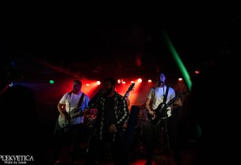 Lotrify - Photo by Juwal