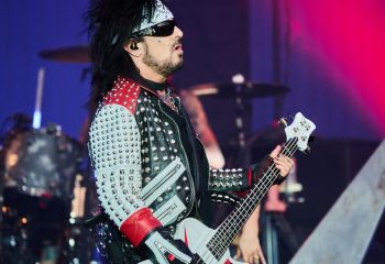 Mötley Crüe - Photo By Peti