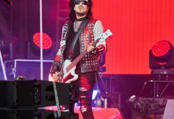 Mötley Crüe - Photo By Peti