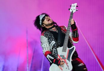 Mötley Crüe - Photo By Peti