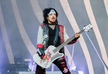 Mötley Crüe - Photo By Peti