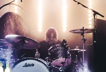 Mono - Photo by Melumnia Photography