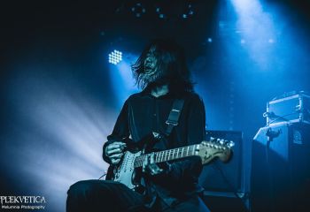 Mono - Photo by Melumnia Photography