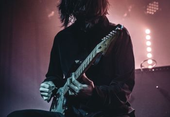 Mono - Photo by Melumnia Photography