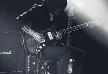 Mono - Photo by Melumnia Photography