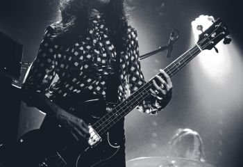 Mono - Photo by Melumnia Photography