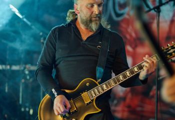 Pertness - Photo By Peti