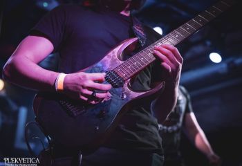 Polar Shift - Photo by Nissyen Arts