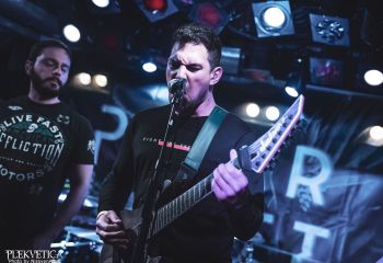 Polar Shift - Photo by Nissyen Arts