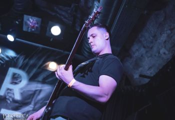 Polar Shift - Photo by Nissyen Arts